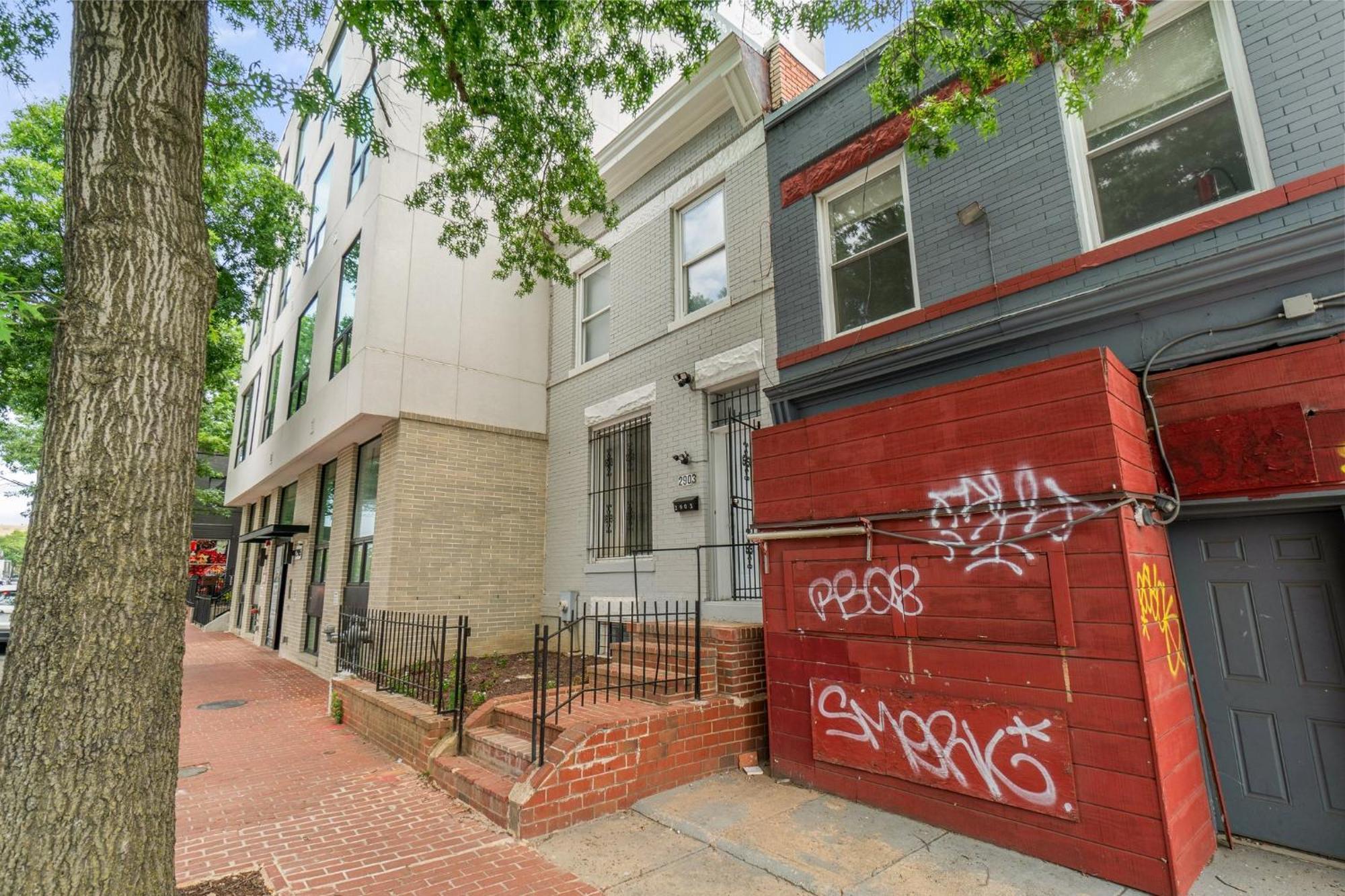 Unit # 1 - Right Next To Howard University ワシントン エクステリア 写真